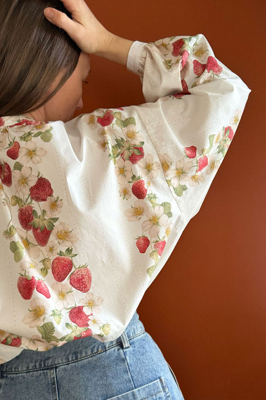 Studio Seconds | Vintage Berries | White | 100% Cotton Percale Fabric