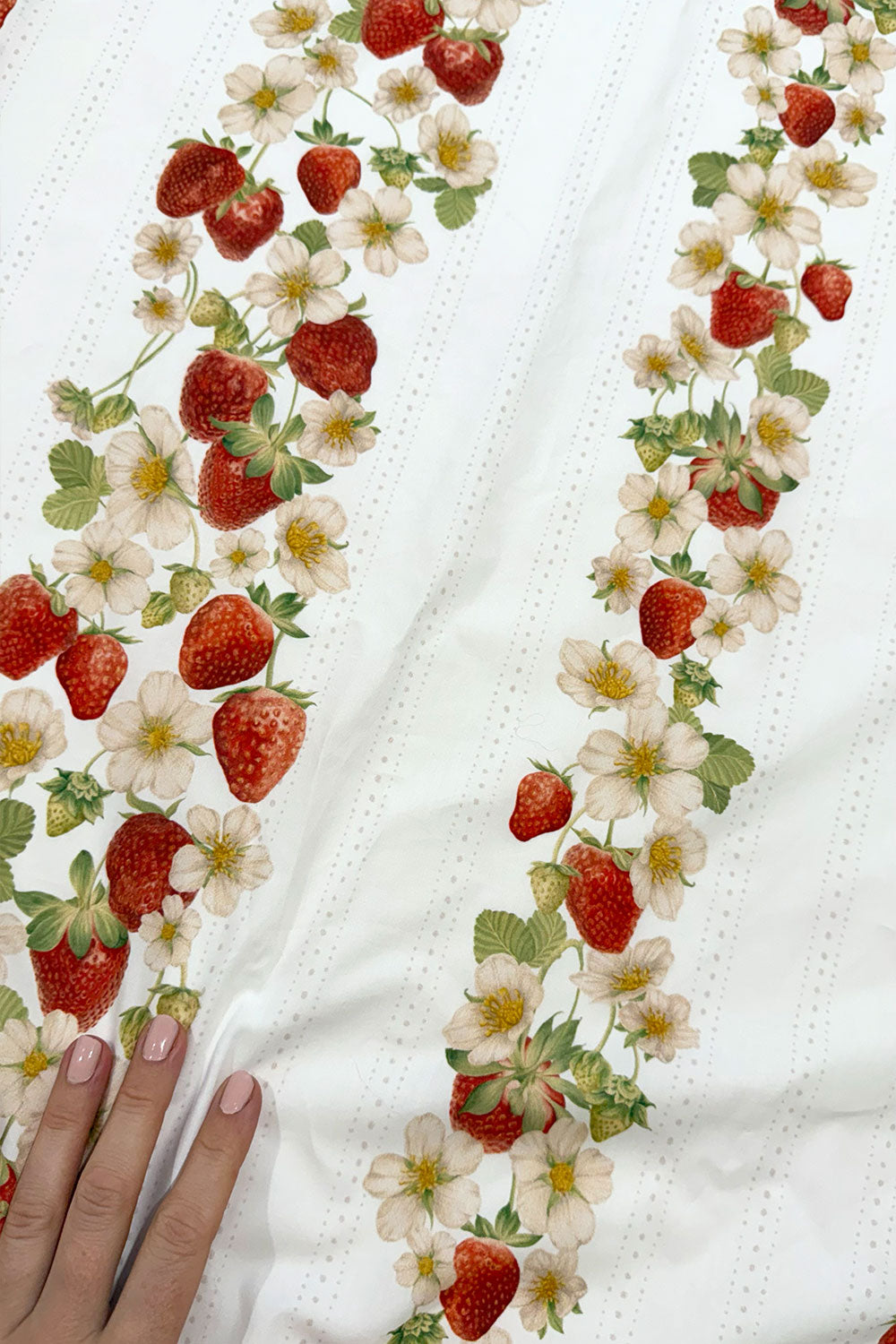 Studio Seconds | Vintage Berries | White | 100% Cotton Percale Fabric